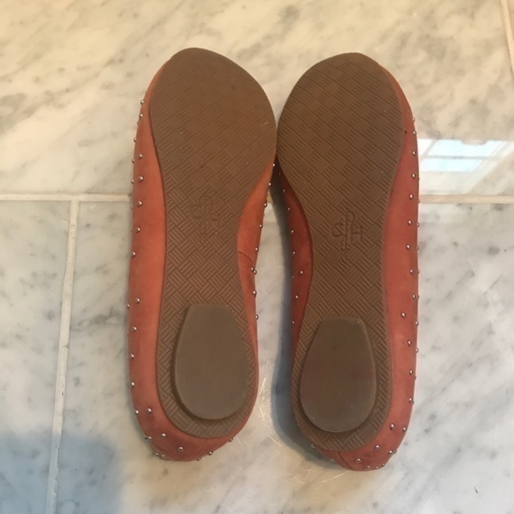 Cole Haan Studded Orange Suede Flats Size 7.5 - Picture 4 of 4